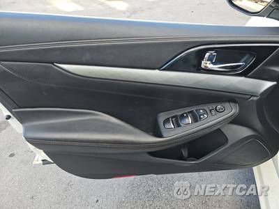 2017 Nissan Maxima SV - zdjęcie 9 z 25 - miniatura