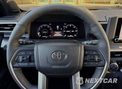 2026 Toyota Tacoma TRD Off-Road Crew Cab Medium Bed - zdjęcie 21 z 40 - miniatura