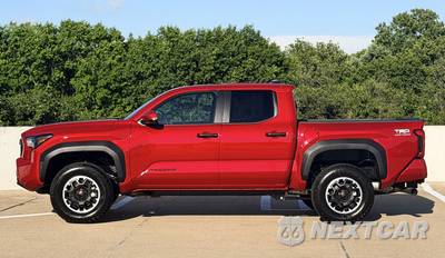 2026 Toyota Tacoma TRD Off-Road Crew Cab Medium Bed - zdjęcie 4 z 40 - miniatura