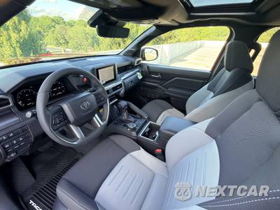 2026 Toyota Tacoma TRD Off-Road Crew Cab Medium Bed - zdjęcie 18 z 40 - miniatura