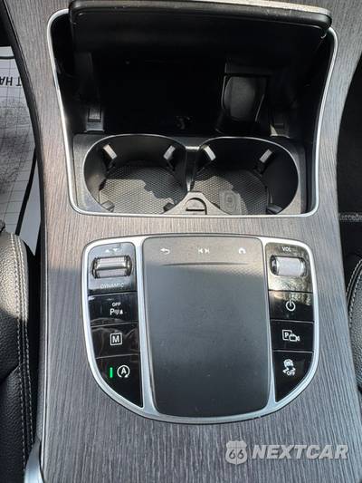 2022 Mercedes-Benz GLC 300 4MATIC - zdjęcie 17 z 39 - miniatura