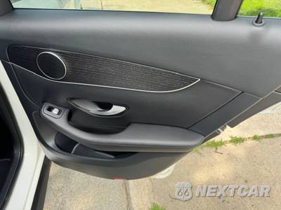 2022 Mercedes-Benz GLC 300 4MATIC - zdjęcie 22 z 39 - miniatura