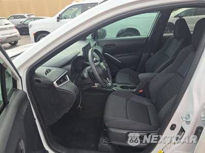 2025 Toyota Corolla Cross Hybrid SE - zdjęcie 7 z 18 - miniatura