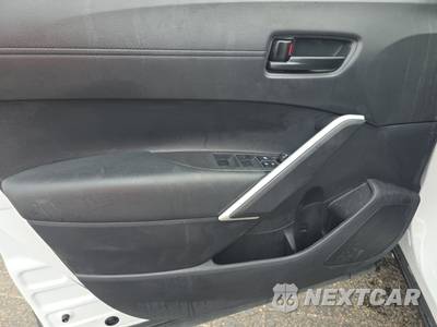 2025 Toyota Corolla Cross Hybrid SE - zdjęcie 9 z 18 - miniatura