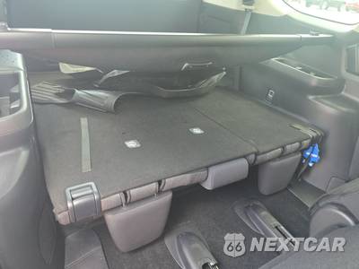 2025 Toyota Grand Highlander Hybrid LE - zdjęcie 14 z 22 - miniatura