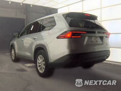 2025 Toyota Grand Highlander XLE - zdjęcie 6 z 32 - miniatura