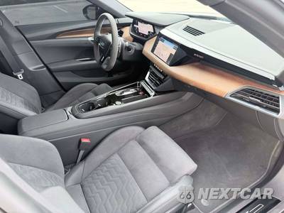 2022 Audi e-tron GT quattro Prestige - zdjęcie 17 z 23 - miniatura
