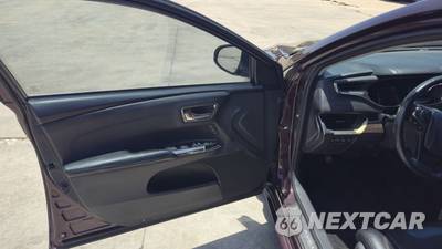 2014 Toyota Avalon Hybrid Limited - zdjęcie 10 z 32 - miniatura