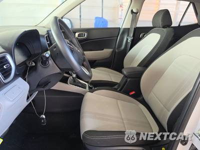 2025 Hyundai Venue SEL - zdjęcie 7 z 24 - miniatura