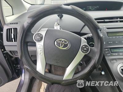 2010 Toyota Prius V - zdjęcie 10 z 32 - miniatura