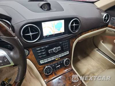2014 Mercedes-Benz SL 550 - zdjęcie 11 z 26 - miniatura
