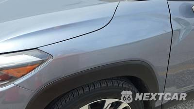 2023 Toyota Corolla Cross XLE - zdjęcie 22 z 23 - miniatura