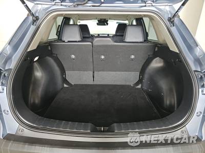 2023 Toyota Corolla Cross XLE - zdjęcie 16 z 23 - miniatura