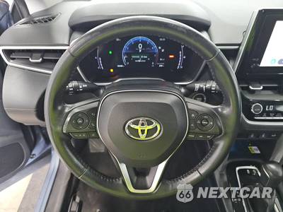 2023 Toyota Corolla Cross XLE - zdjęcie 10 z 23 - miniatura
