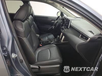 2023 Toyota Corolla Cross XLE - zdjęcie 8 z 23 - miniatura