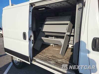 2022 Ram ProMaster 1500 Cargo Van Low Roof 136.0" WB - zdjęcie 9 z 27 - miniatura