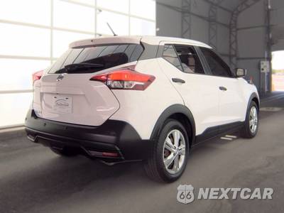 2020 Nissan Kicks S - zdjęcie 4 z 20 - miniatura
