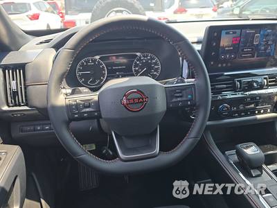 2026 Nissan Pathfinder Rock Creek - zdjęcie 10 z 20 - miniatura