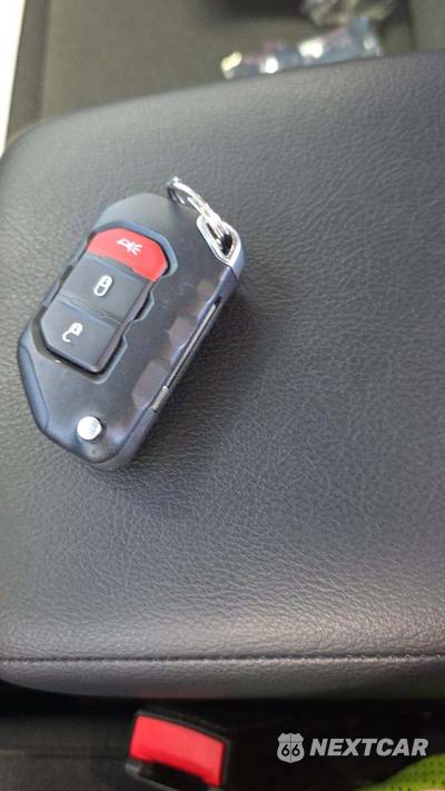 2026 Jeep Wrangler 4 Door Sport - zdjęcie 18 z 21 - miniatura