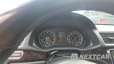 2014 Volkswagen Passat V6 SEL Premium - zdjęcie 30 z 42 - miniatura