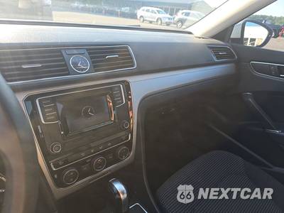 2017 Volkswagen Passat 1.8T S - zdjęcie 11 z 46 - miniatura