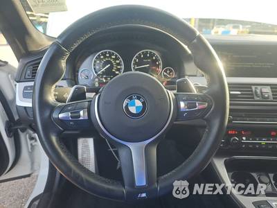 2016 BMW 5 Series Sedan 550i M SPORT LINE - zdjęcie 10 z 18 - miniatura