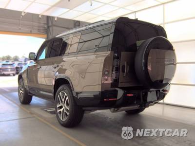 2025 Land Rover Defender 130 X - zdjęcie 6 z 21 - miniatura