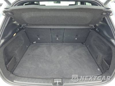 2025 Mercedes-Benz GLA 250 4MATIC - zdjęcie 16 z 21 - miniatura