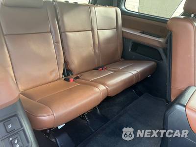 2008 Toyota Sequoia Platinum - zdjęcie 31 z 36 - miniatura