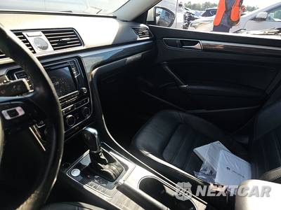 2017 Volkswagen Passat 1.8T SEL Premium - zdjęcie 11 z 22 - miniatura