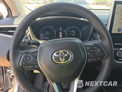 2026 Toyota Corolla Cross XLE - zdjęcie 10 z 19 - miniatura