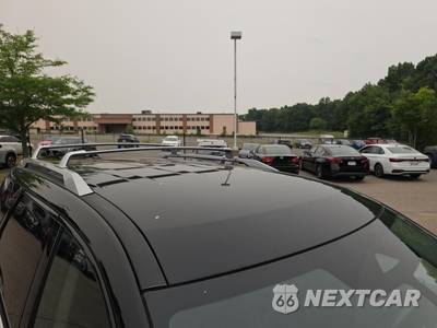 2023 Nissan Pathfinder SL - zdjęcie 10 z 32 - miniatura