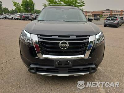 2023 Nissan Pathfinder SL - zdjęcie 2 z 32 - miniatura