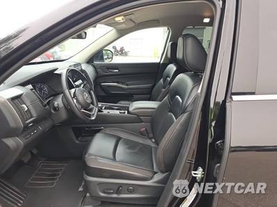 2023 Nissan Pathfinder SL - zdjęcie 11 z 32 - miniatura