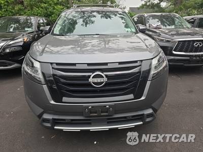 2024 Nissan Pathfinder SL - zdjęcie 2 z 29 - miniatura