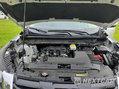 2025 Nissan Pathfinder Platinum - zdjęcie 18 z 26 - miniatura