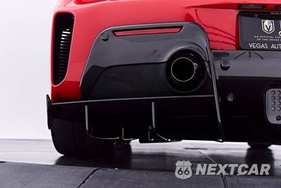 2020 Ferrari 488 Pista Coupe - zdjęcie 38 z 90 - miniatura