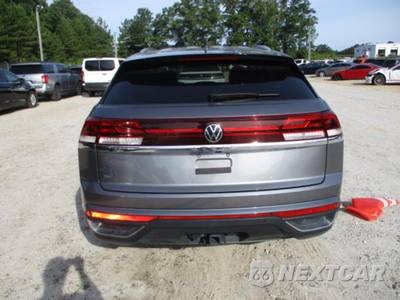 2025 Volkswagen Atlas Cross Sport 2.0T SE w/Technology - zdjęcie 13 z 26 - miniatura
