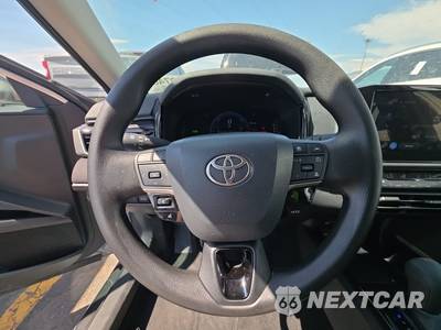 2026 Toyota Camry LE - zdjęcie 10 z 27 - miniatura