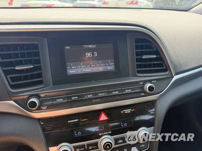 2020 Hyundai Elantra SE Sedan - zdjęcie 13 z 14 - miniatura