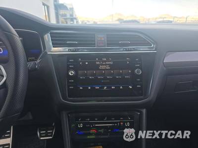 2022 Volkswagen Tiguan SE R-Line Black - zdjęcie 8 z 12 - miniatura