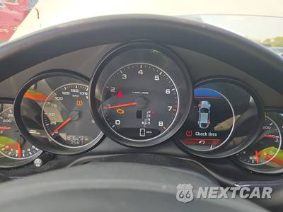 2016 Porsche Panamera 4 Edition - zdjęcie 12 z 23 - miniatura
