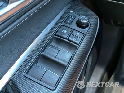 2021 Toyota Venza XLE - zdjęcie 24 z 29 - miniatura
