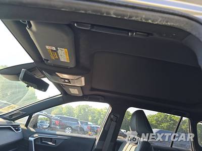2022 Toyota RAV4 Prime XSE - zdjęcie 17 z 30 - miniatura