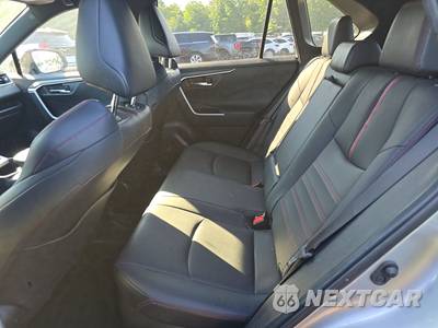 2022 Toyota RAV4 Prime XSE - zdjęcie 13 z 30 - miniatura