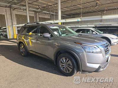 2022 Nissan Pathfinder SV - zdjęcie 3 z 31 - miniatura