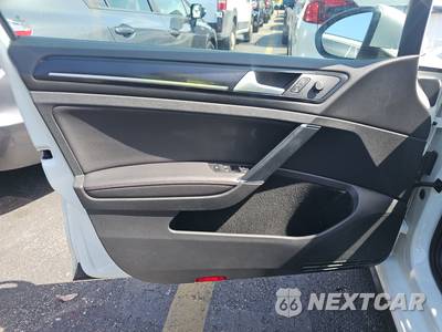 2015 Volkswagen Golf GTI SE Hatchback - zdjęcie 9 z 38 - miniatura