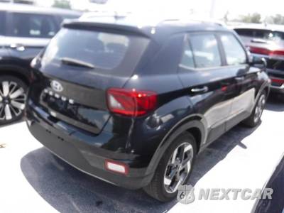 2025 Hyundai Venue SEL - zdjęcie 12 z 23 - miniatura