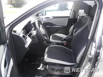 2025 Volkswagen Taos SE - zdjęcie 4 z 26 - miniatura