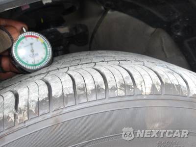 2025 Hyundai Venue SEL - zdjęcie 7 z 28 - miniatura